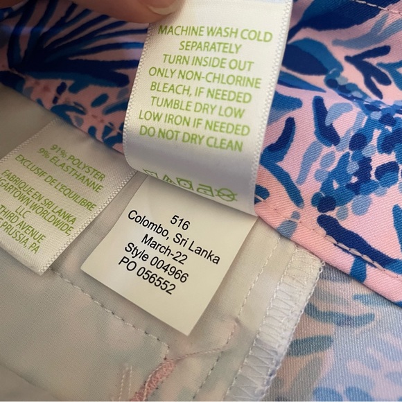 Lilly Pulitzer Reid 9” shorts - high tide 🐚 - Picture 10 of 11